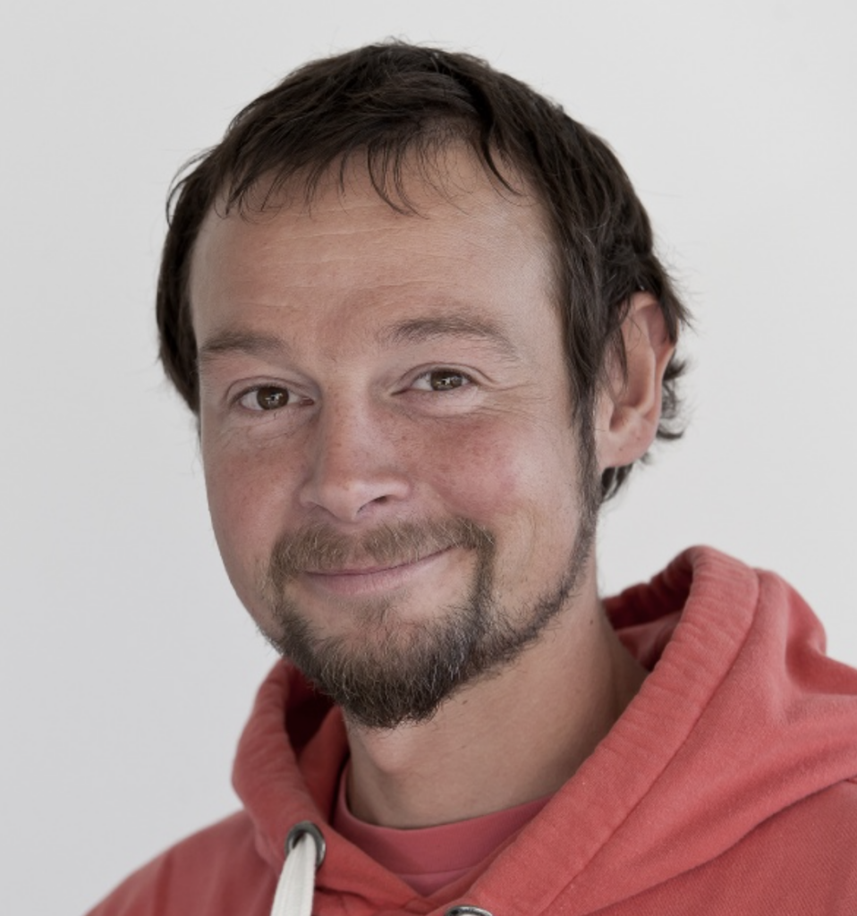 AutorIn Mario Zott - bergundsteigen AutorIn Mario Zott - bergundsteigen