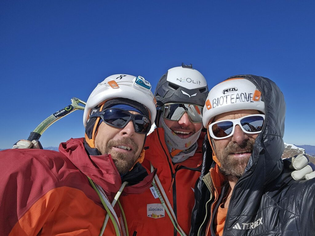 Die Seilschaft der Erstbegeher: Simon Gietl, Dani Arnold und Alexander Huber.