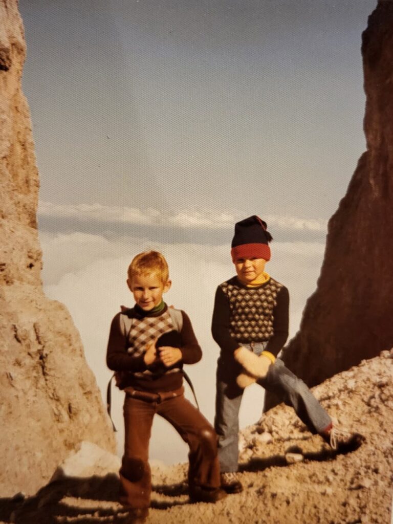 Stefan Kosz wie immer mit Bruder und Vater in den Bergen.