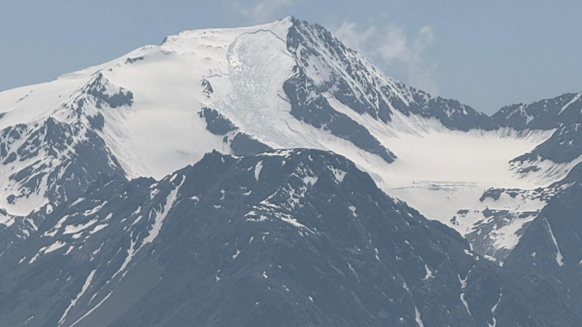 Schneebrettlawine im Juni 2025 am Wilden Freiger