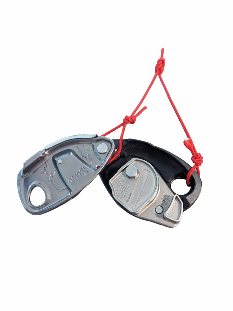 Grigri mit einer Reepschnur für die Positionierung beim LRS