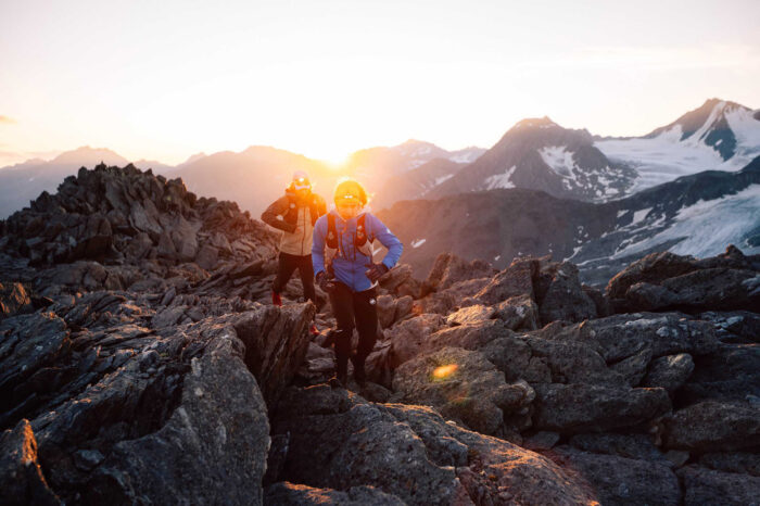 Trailrunning bei Sonnenaufgang.