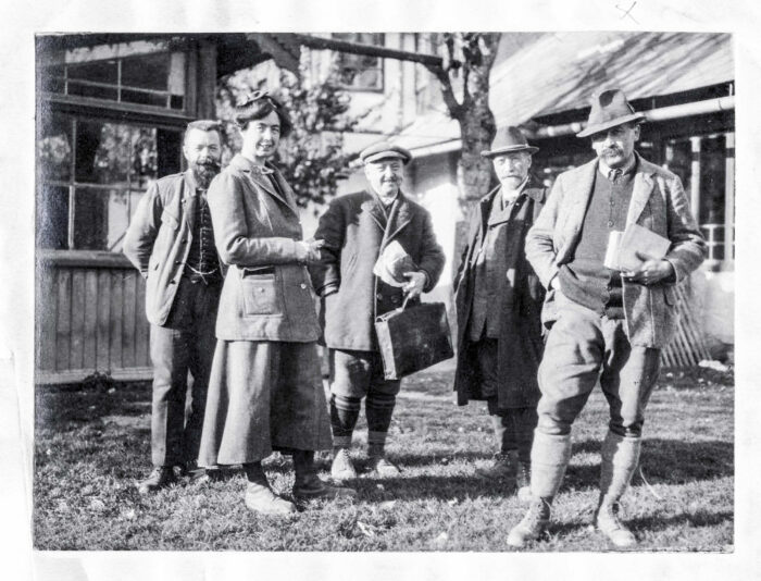 Gruppenbild mit Otto (rechts) und Olga Ampferer (Zweite von links) und dem Geologen Georg Geyer